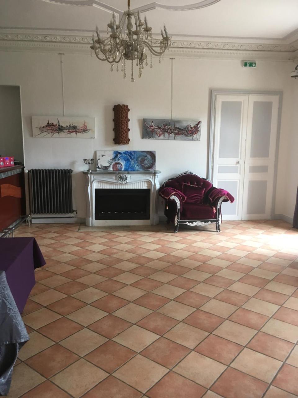 مبيت وإفطار فارين فوزيل Chateau Nevers المظهر الخارجي الصورة