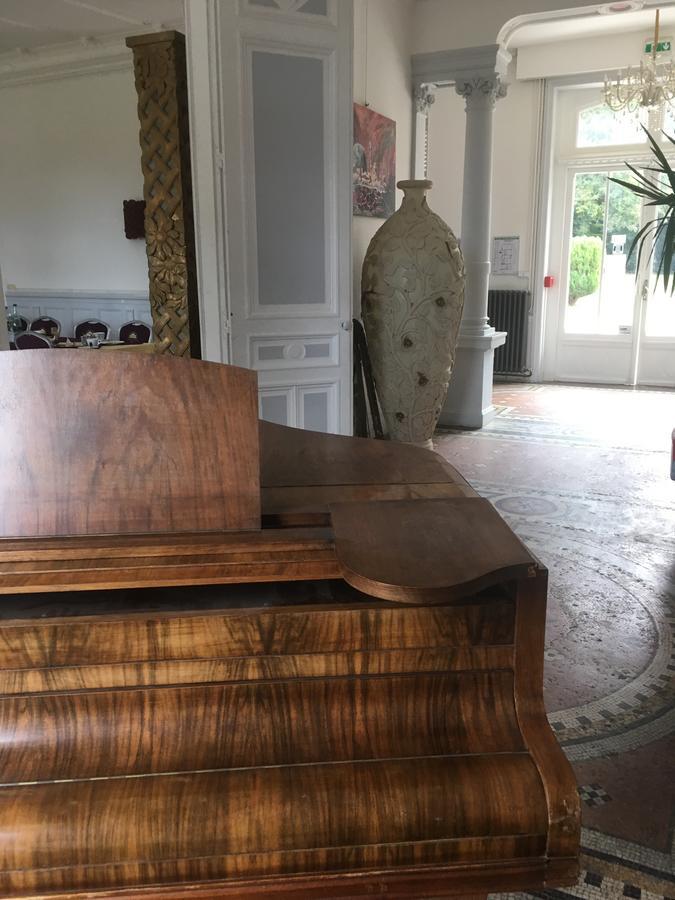 مبيت وإفطار فارين فوزيل Chateau Nevers المظهر الخارجي الصورة